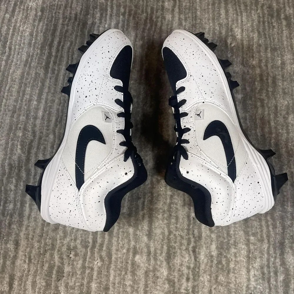 Jordan Stadium 90 Low TD Mens 9 White Black Football Cleats Nike HQ0210-100